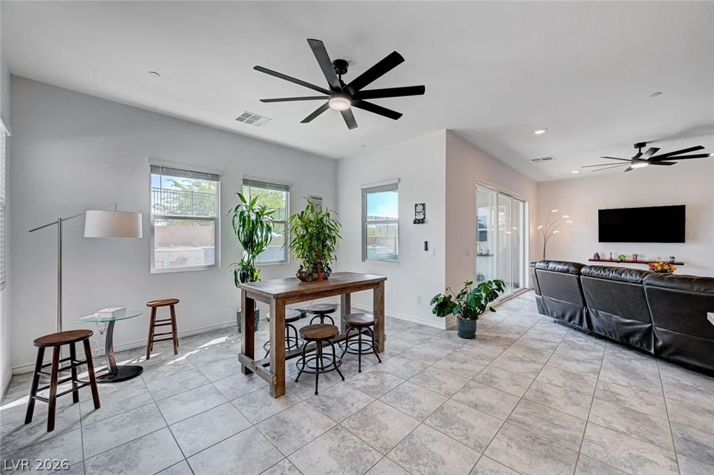 33 Reverie Heights, Henderson, NV 89011