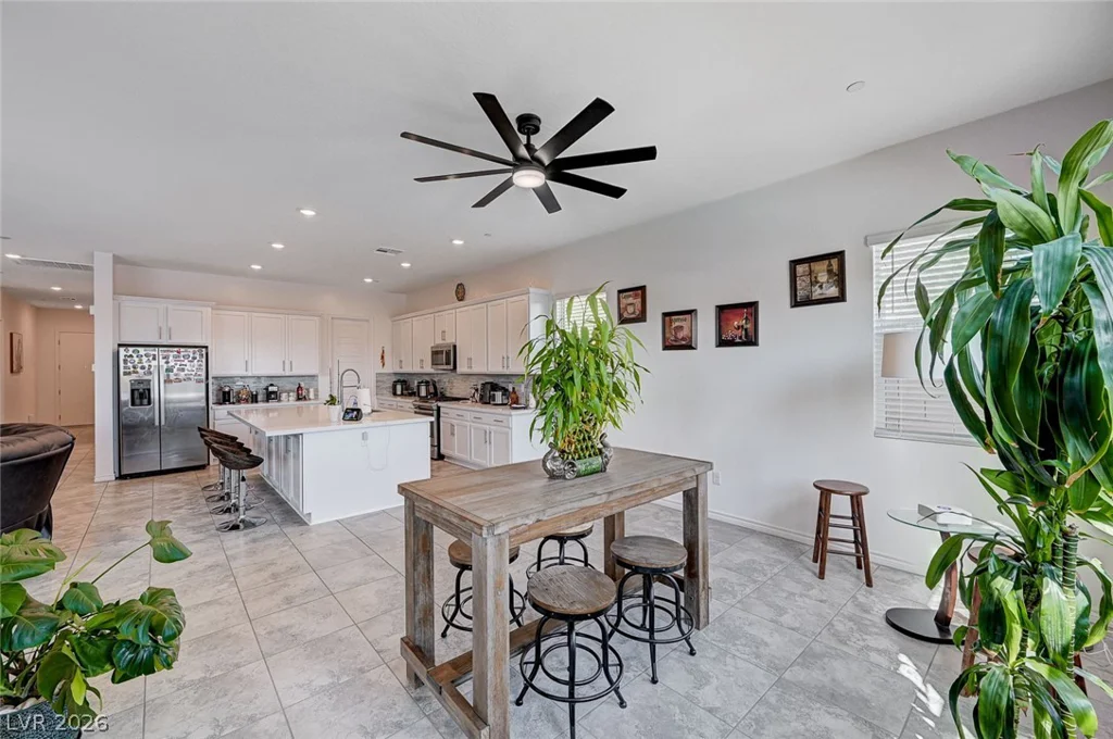 33 Reverie Heights, Henderson, NV 89011