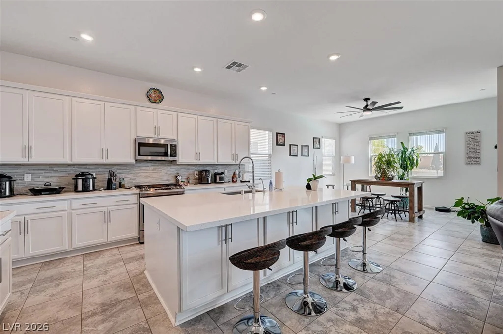 33 Reverie Heights, Henderson, NV 89011