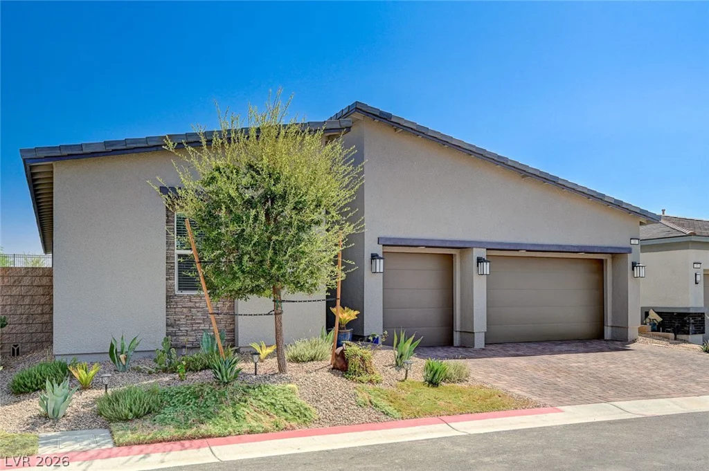 33 Reverie Heights, Henderson, NV 89011