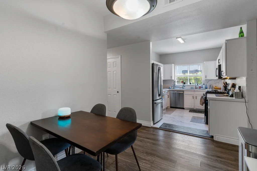5250 Rainbow, Las Vegas, NV 89118