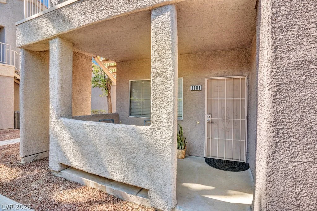 5250 Rainbow, Las Vegas, NV 89118