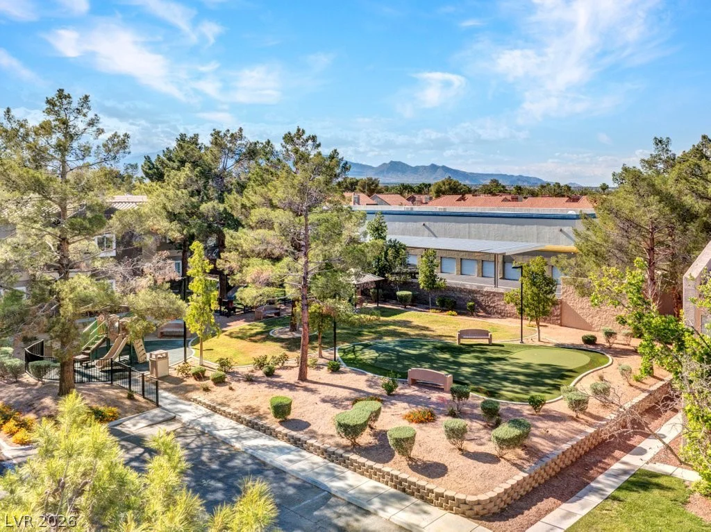 5250 Rainbow, Las Vegas, NV 89118