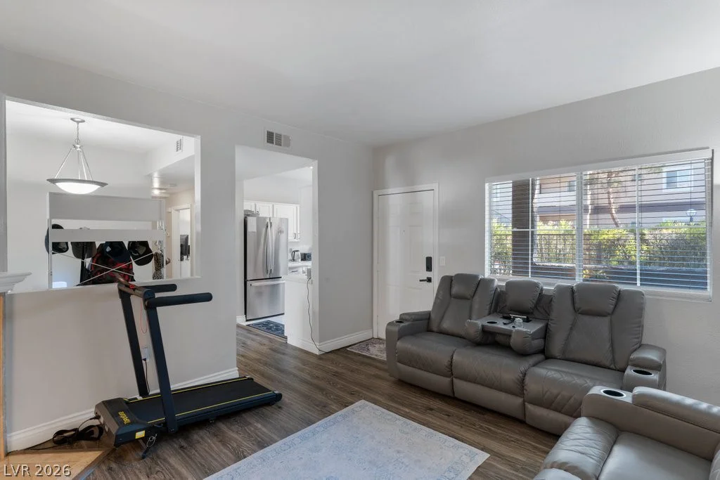 5250 Rainbow, Las Vegas, NV 89118