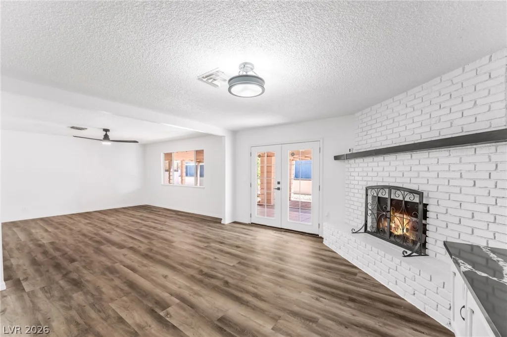 5517 Bromley, Las Vegas, NV 89107