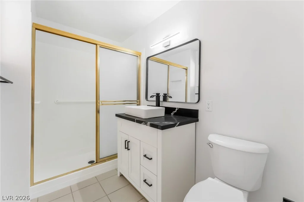 5517 Bromley, Las Vegas, NV 89107