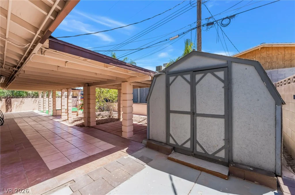 5517 Bromley, Las Vegas, NV 89107