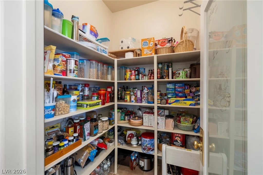 671 Hickory, Pahrump, NV 89048