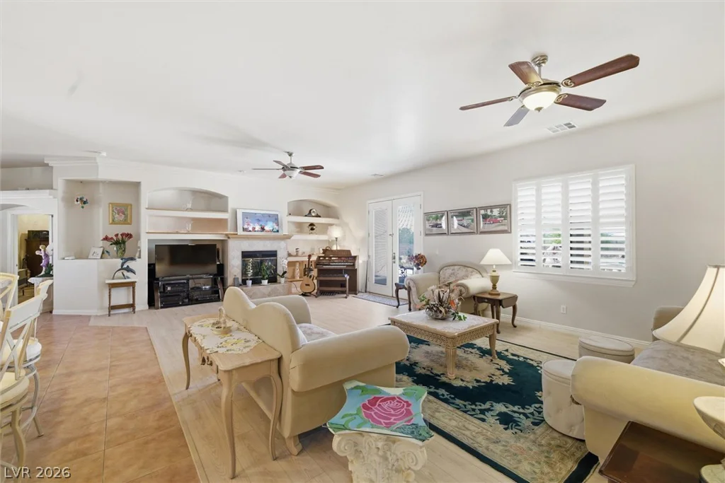 671 Hickory, Pahrump, NV 89048