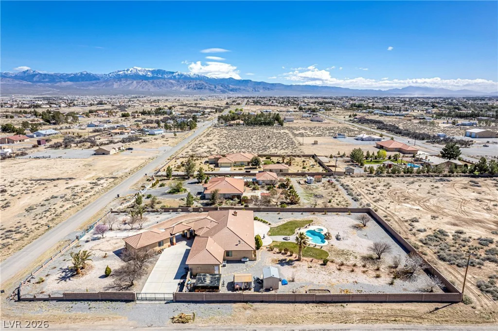 671 Hickory, Pahrump, NV 89048