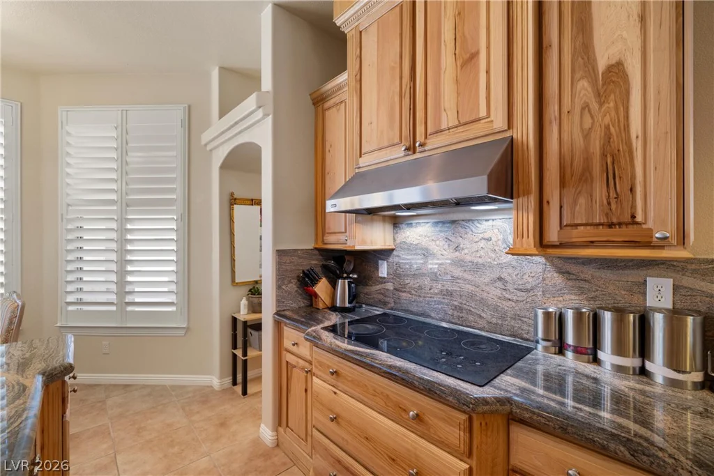 671 Hickory, Pahrump, NV 89048