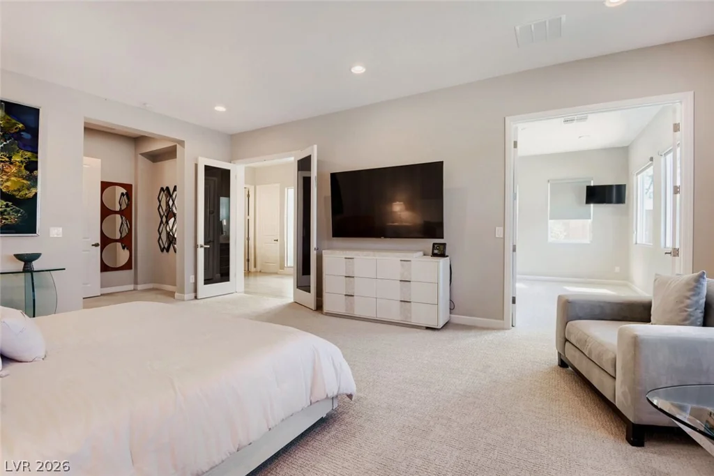 8494 Wolf Mountain, Las Vegas, NV 89129