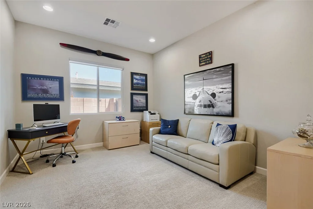 8494 Wolf Mountain, Las Vegas, NV 89129