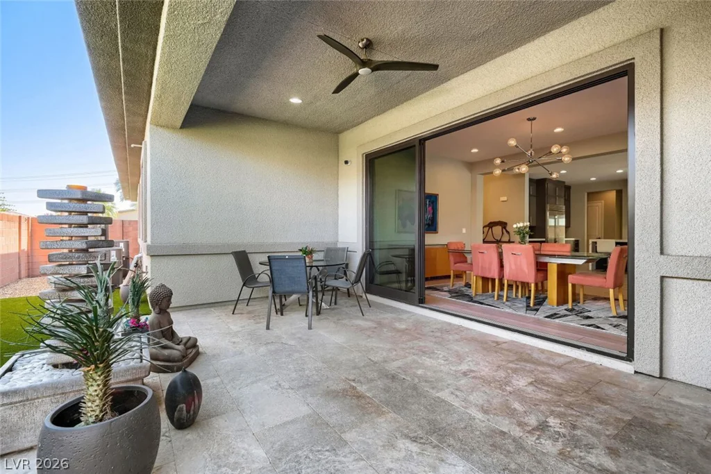 8494 Wolf Mountain, Las Vegas, NV 89129