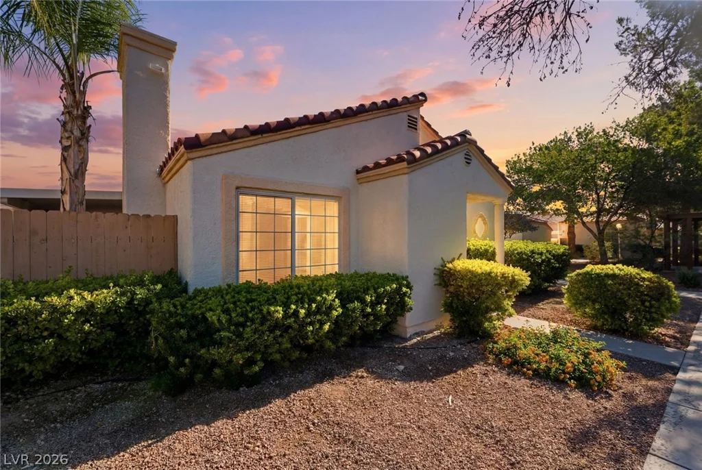 5449 Bugle, Las Vegas, NV 89108
