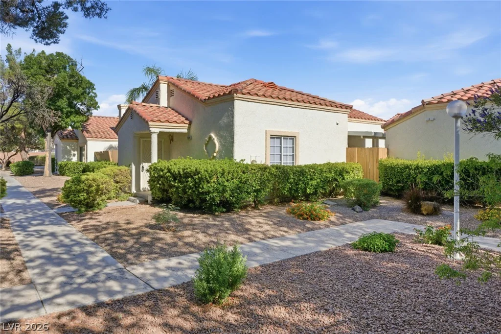 5449 Bugle, Las Vegas, NV 89108
