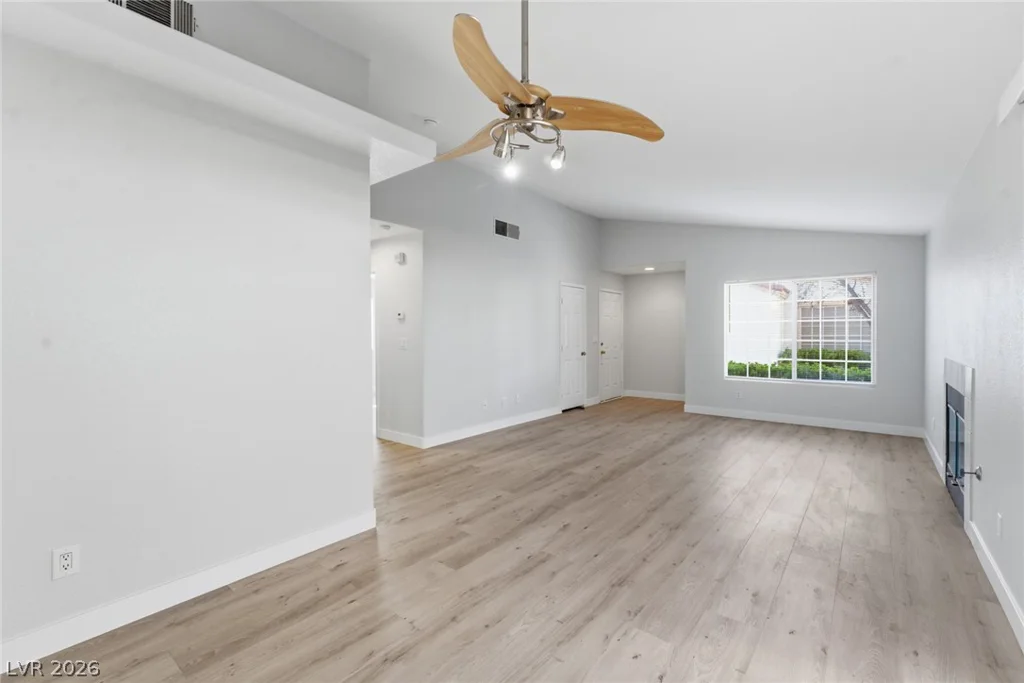 5449 Bugle, Las Vegas, NV 89108