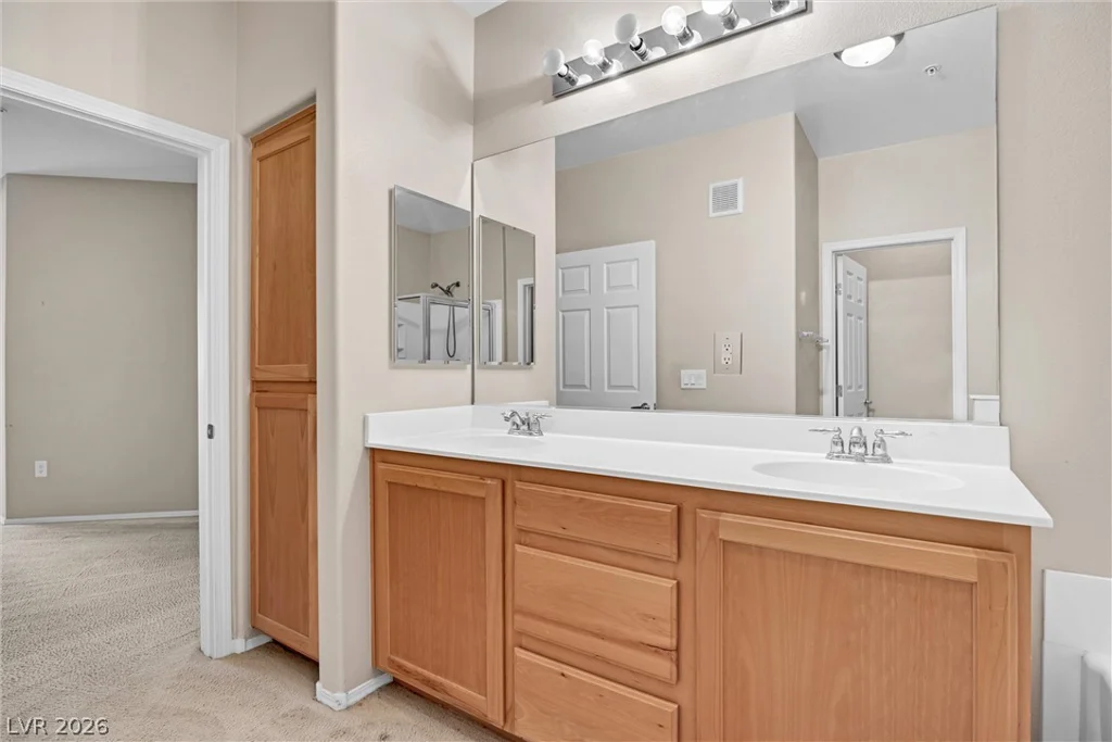 3975 Hualapai, Las Vegas, NV 89129