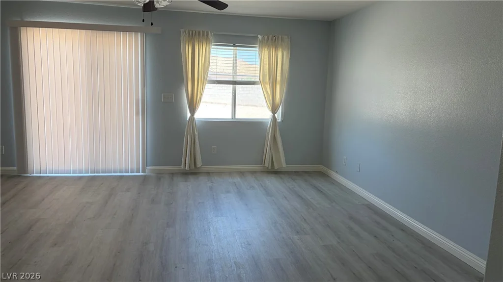 1006 Cliffbrook Hedge, North Las Vegas, NV 89081