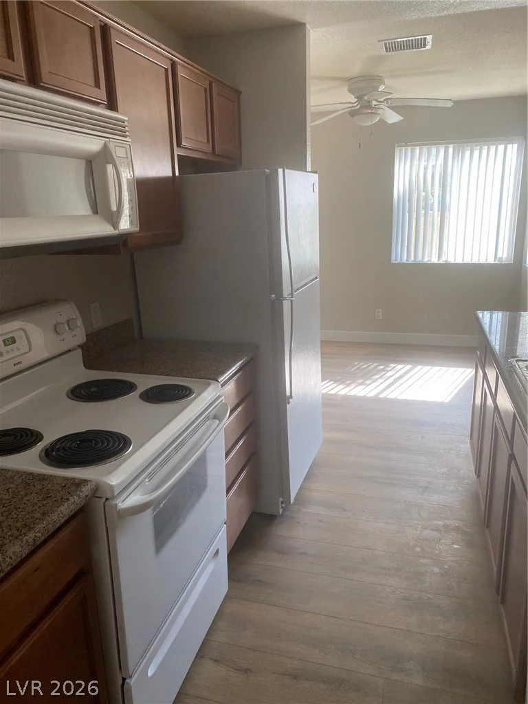 1826 Decatur, Las Vegas, NV 89108