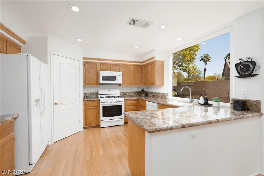 1720 Plata Pico, Las Vegas, NV 89128