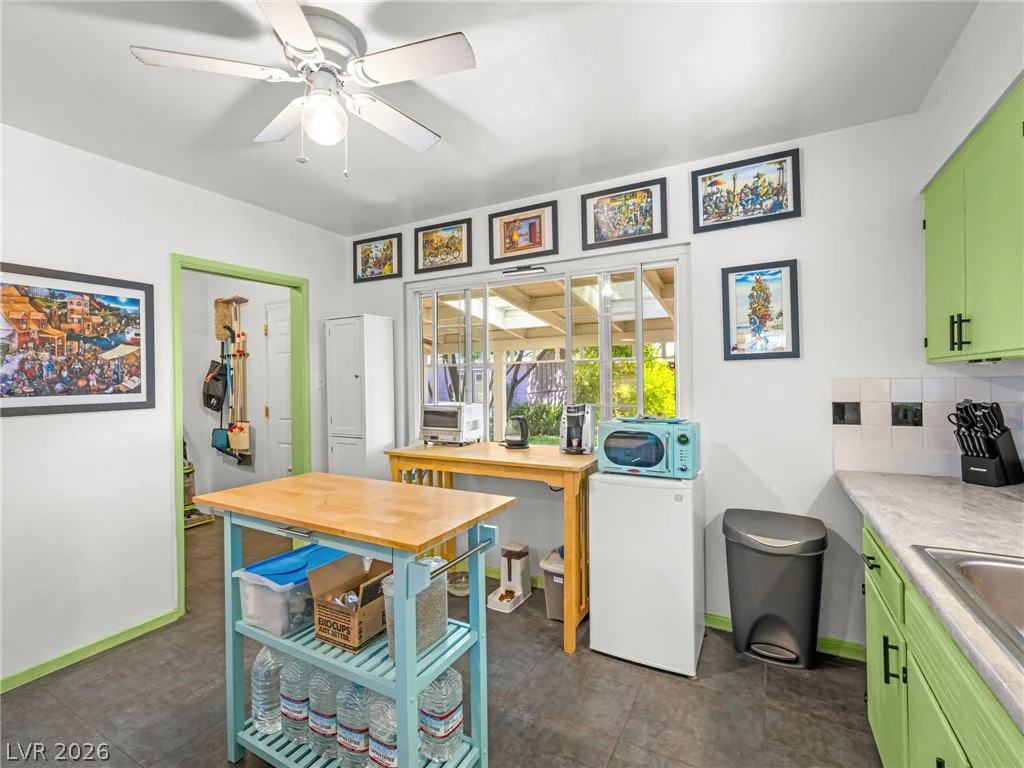 1418 Griffith, Las Vegas, NV 89104