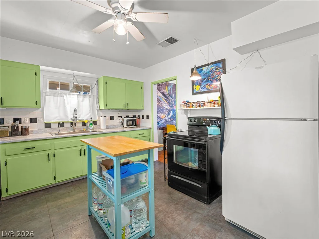1418 Griffith, Las Vegas, NV 89104