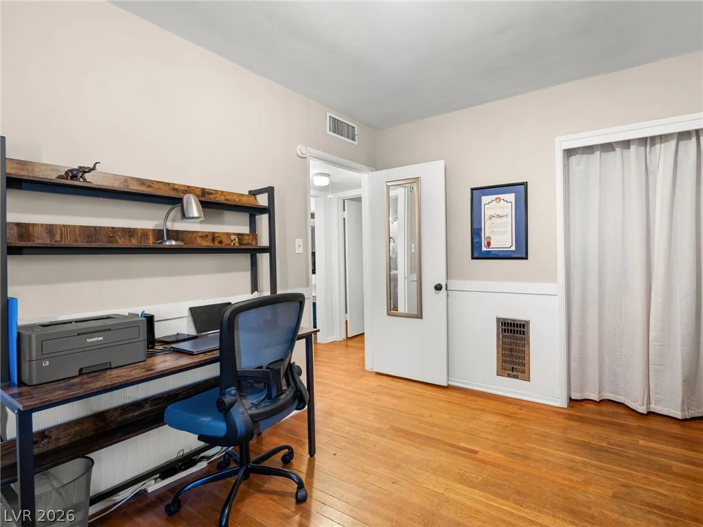 1418 Griffith, Las Vegas, NV 89104