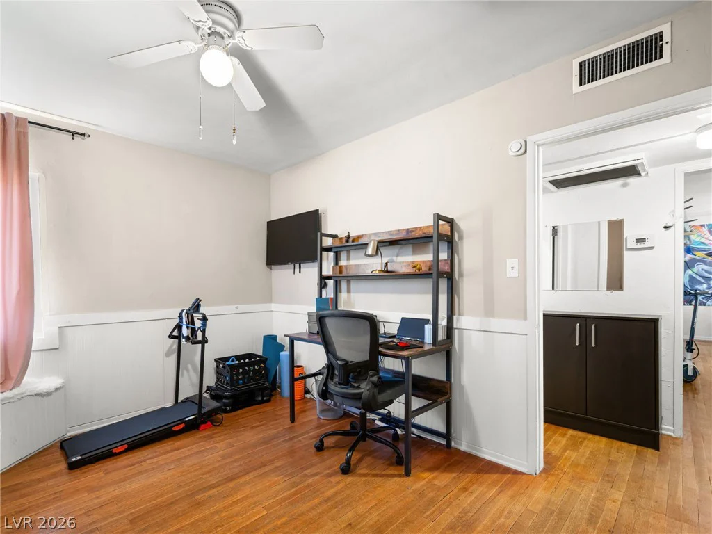 1418 Griffith, Las Vegas, NV 89104