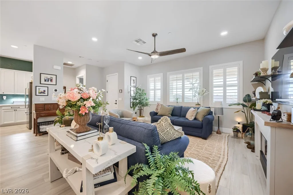 718 Purple Knoll, Henderson, NV 89011