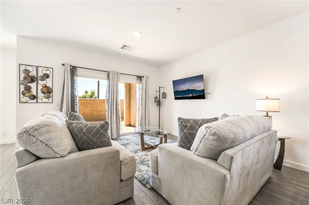 541 Preston Crest, Henderson, NV 89011