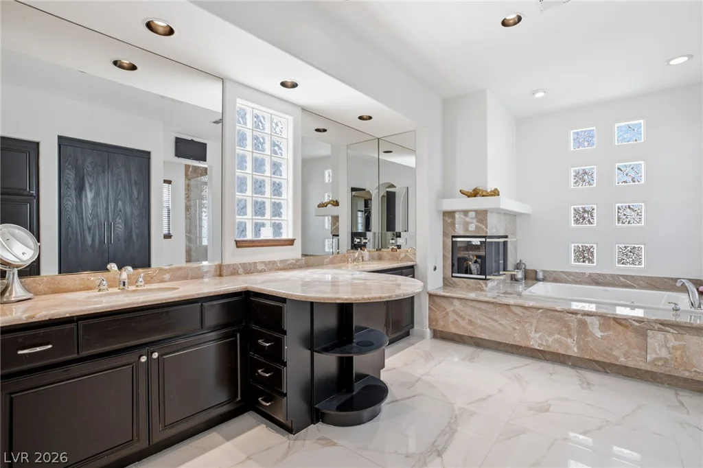 11471 Timber Mountain, Las Vegas, NV 89135