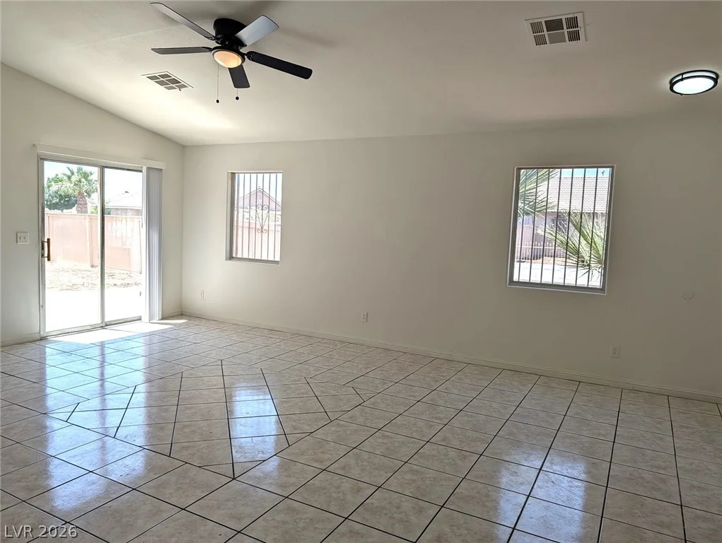 1957 Tallow Tree, North Las Vegas, NV 89032
