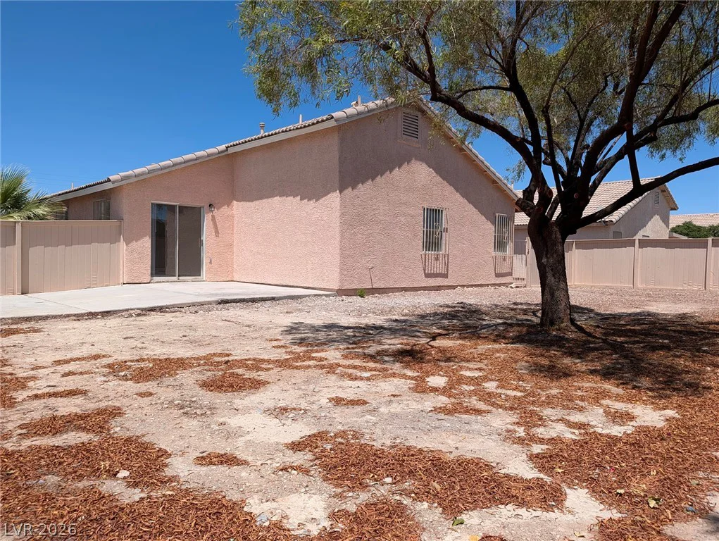 1957 Tallow Tree, North Las Vegas, NV 89032