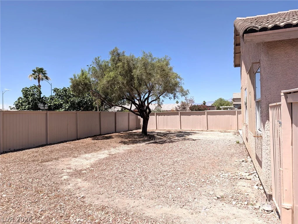 1957 Tallow Tree, North Las Vegas, NV 89032