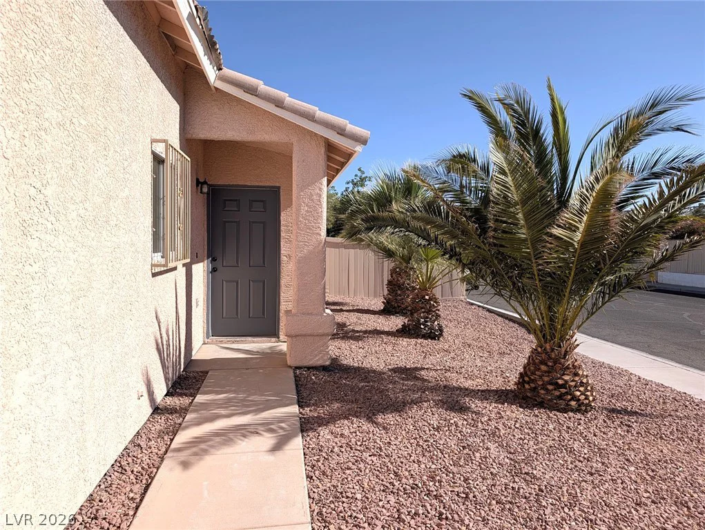 1957 Tallow Tree, North Las Vegas, NV 89032