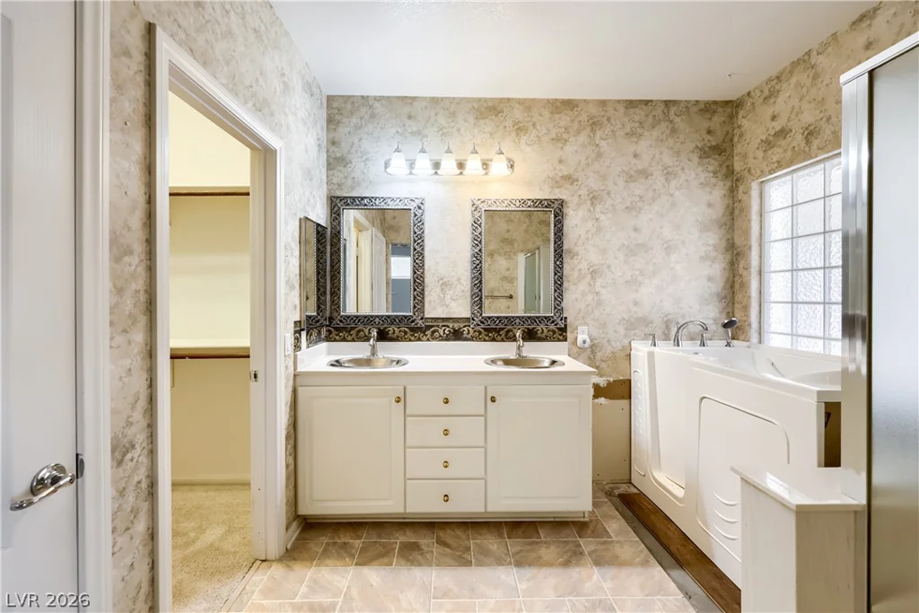 995 Courtney Valley, Henderson, NV 89052