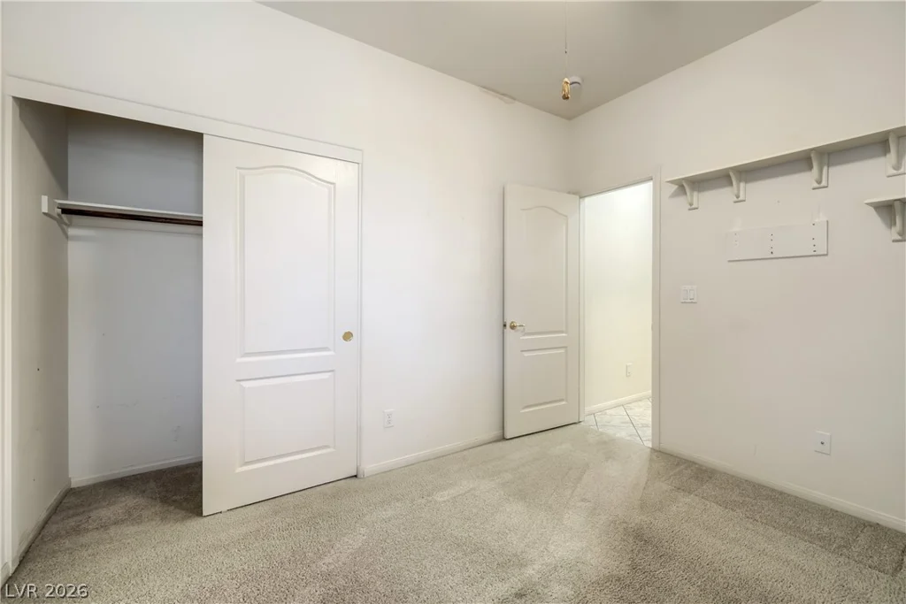 995 Courtney Valley, Henderson, NV 89052