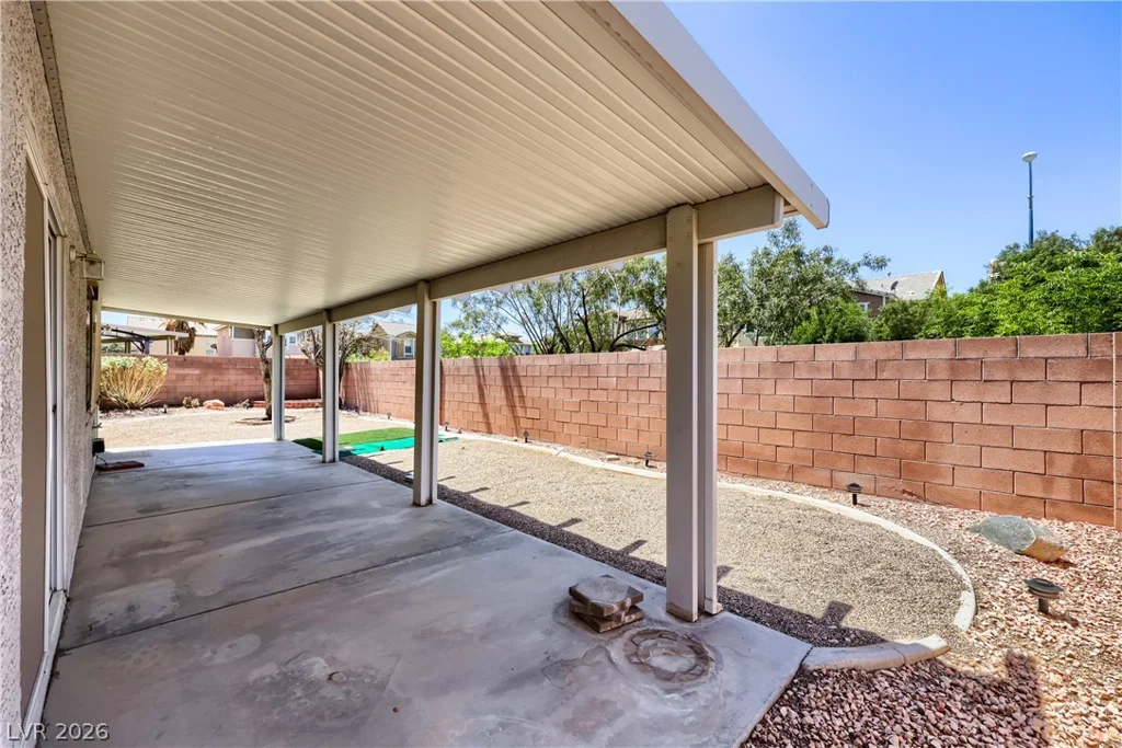 995 Courtney Valley, Henderson, NV 89052