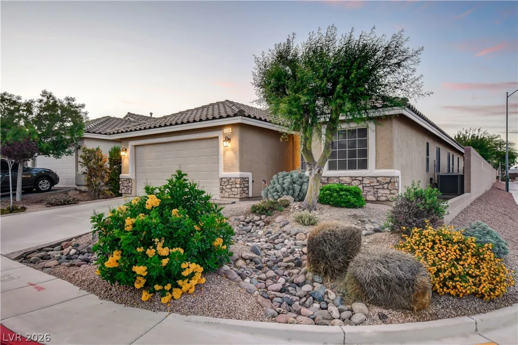 5754 Lewis Falls, Las Vegas, NV 89139