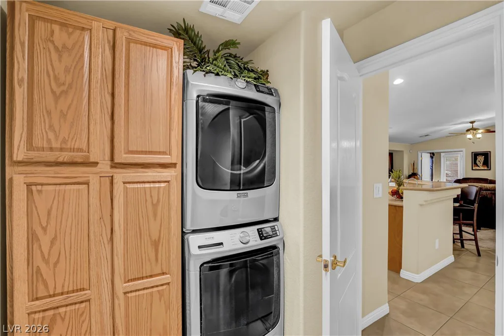 5754 Lewis Falls, Las Vegas, NV 89139