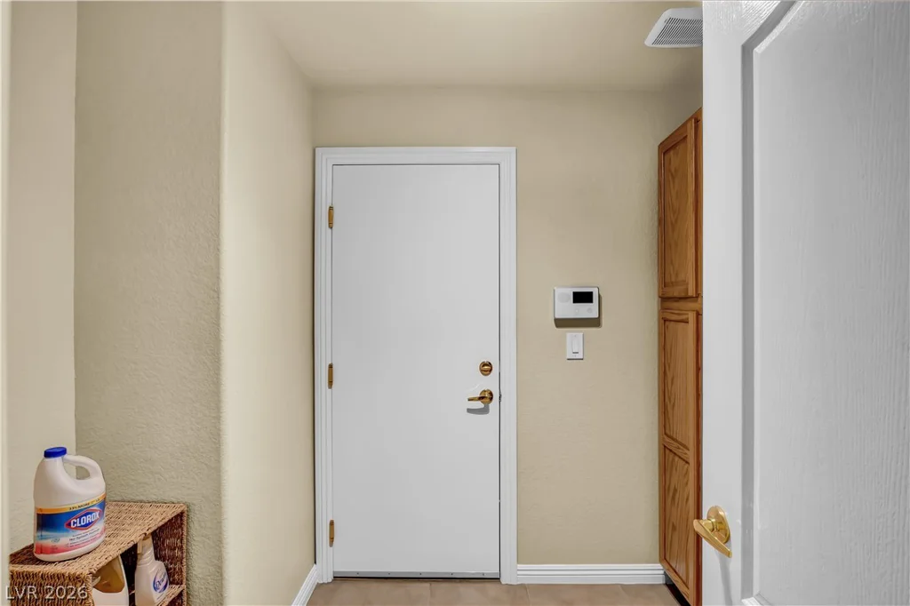 5754 Lewis Falls, Las Vegas, NV 89139