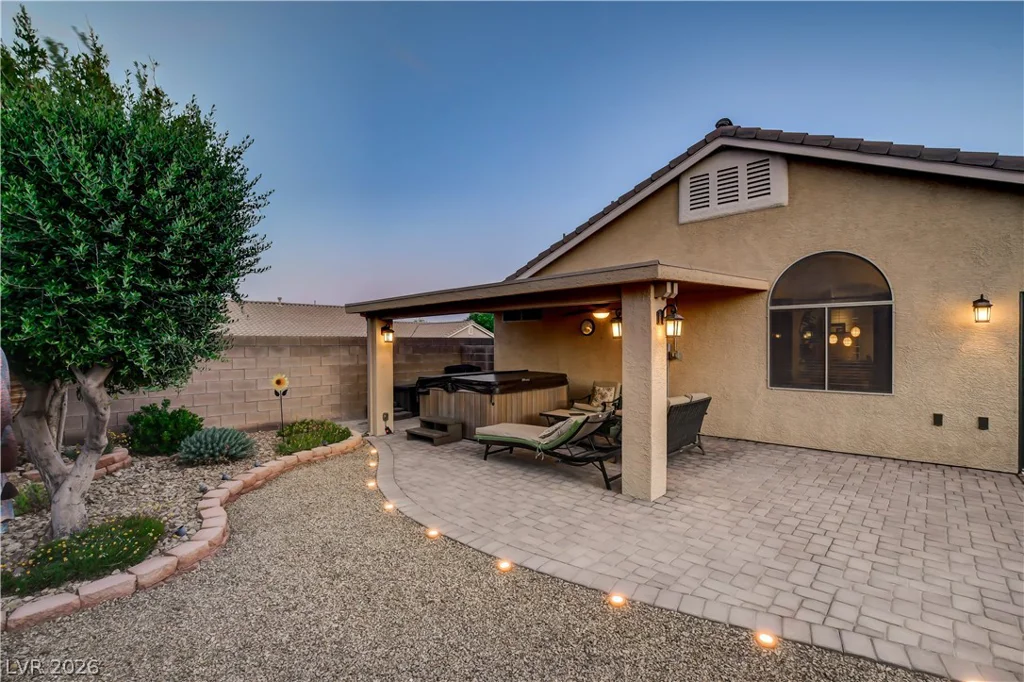 5754 Lewis Falls, Las Vegas, NV 89139
