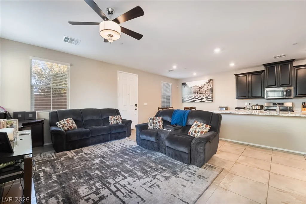 8680 Giant Causeway, Las Vegas, NV 89148