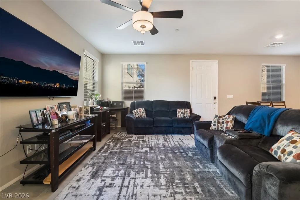 8680 Giant Causeway, Las Vegas, NV 89148