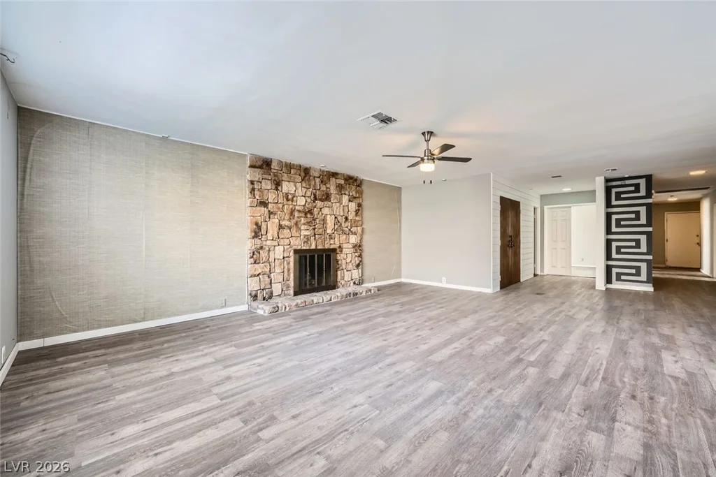 3954 Edgemoor, Las Vegas, NV 89121