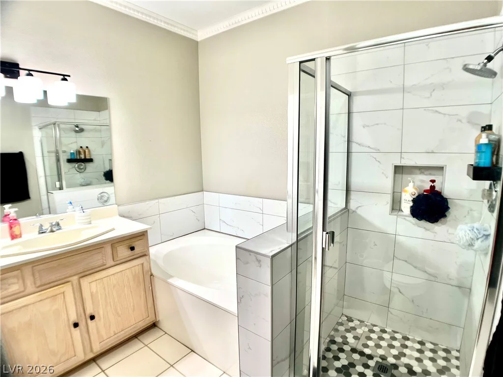 2050 West Warm Springs, Las Vegas, NV 89014