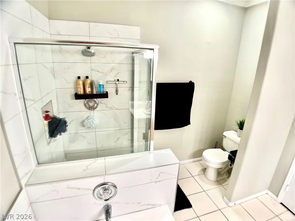 2050 West Warm Springs, Las Vegas, NV 89014