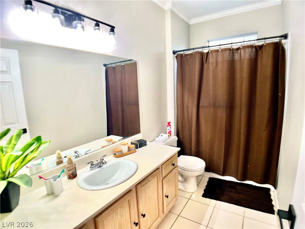 2050 West Warm Springs, Las Vegas, NV 89014