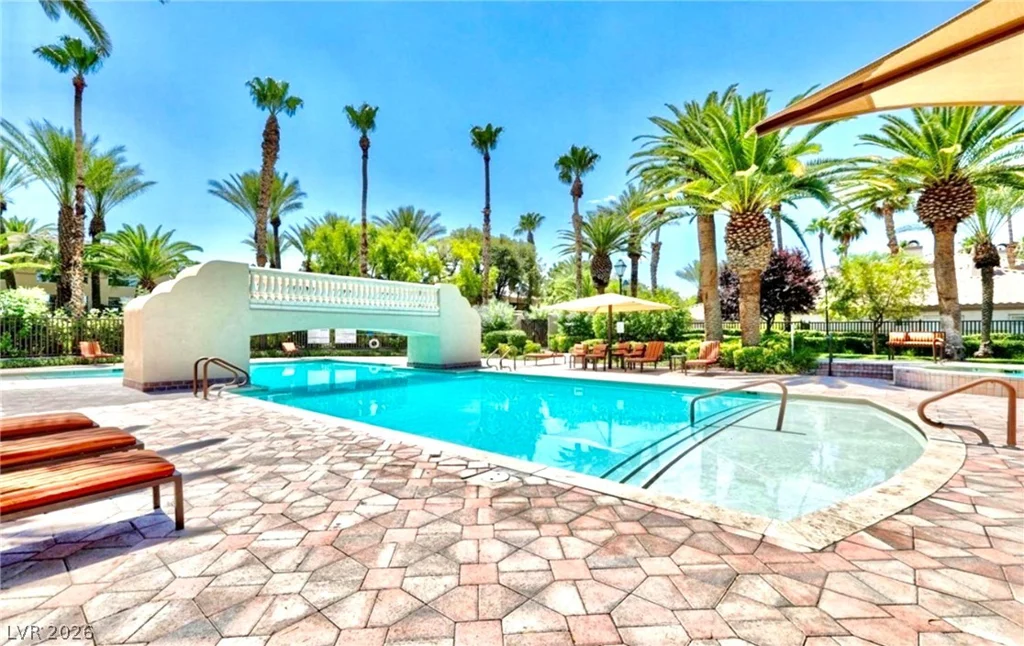 2050 West Warm Springs, Las Vegas, NV 89014